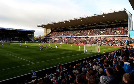 84 - 76！广东男篮复仇联盟第一，莫兰德18+10，终结广厦6连胜.